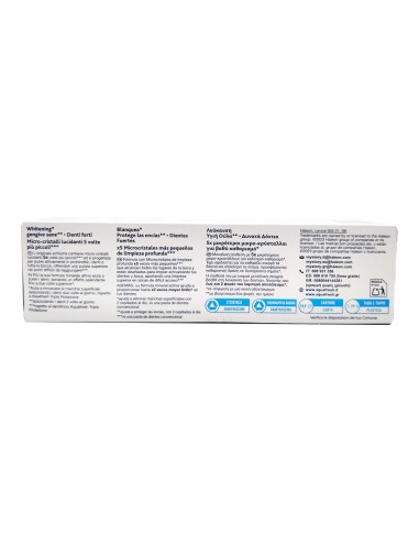 offerta Aquafresh Dentifricio Intense Clean Whitening Pulizia e Freschezza 75 ml