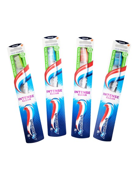 offerta Aquafresh Spazzolino Intense Clean Testina con 3 Cerchi e Setole Medie 1 Pz